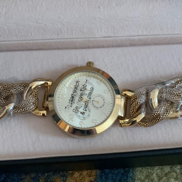 Akribos XXIV Women Watch Rose Gold Tone Mesh Link NIB